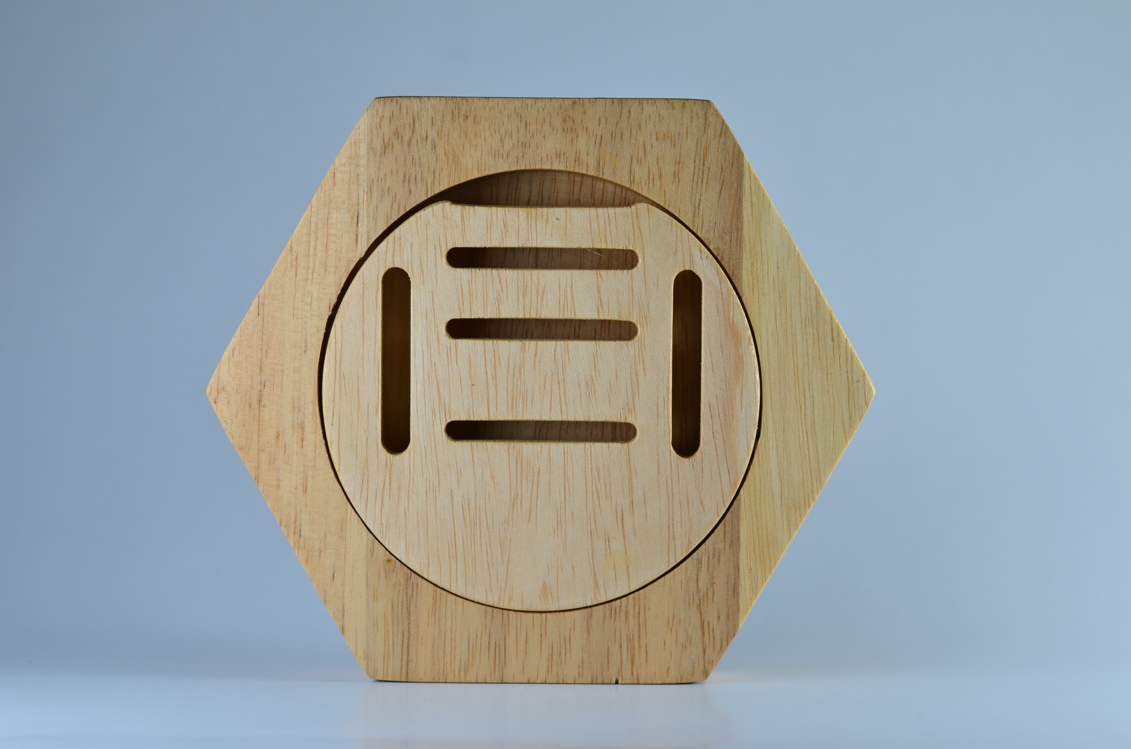 The Holder — front view